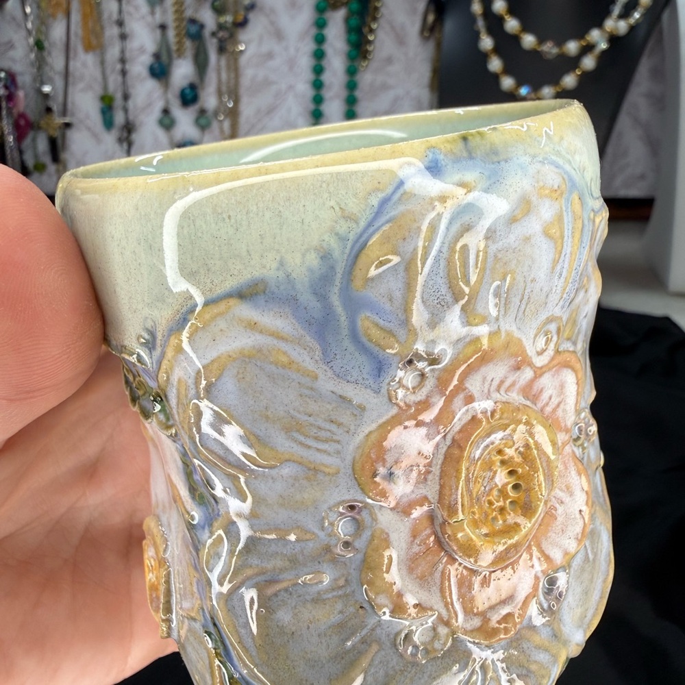 Handcrafted Floral Ceramic Mug - Picture 9 of 9